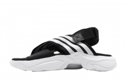 Adidas WMNS Magmur Sandal Core Black Footwear White