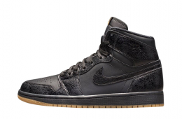 Air Jordan 1 Retro High OG Black Gum Light Brown