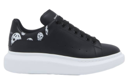 Alexander Mcqueen Oversized Black / White Skull