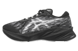 Asics Novablast 3 2E Wide Black / White
