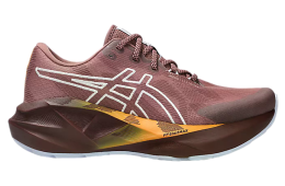 Asics Novablast 5 TR WMNS Nature Bathing / Rubble Red