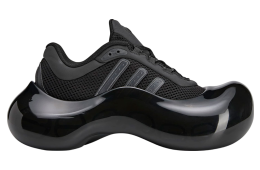 Avavav x Adidas Moonrubber Black