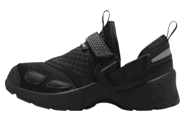 Jordan Trunner LX Black / Grey