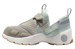 Jordan Trunner LX WMNS Summit White /  Bright Ceramic