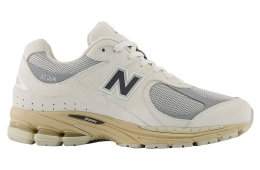 New Balance 2002R Beige / Grey / Gum