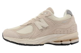New Balance 2002R Beige / Metallic Silver