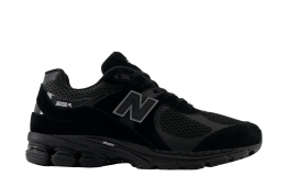 New Balance 2002R Black / Black Metallic