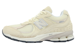 New Balance 2002R Calcium White / Linen