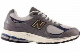 New Balance 2002R Castlerock