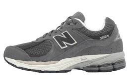 New Balance 2002R Grey / White
