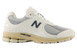 New Balance 2002r Linen / Khaki