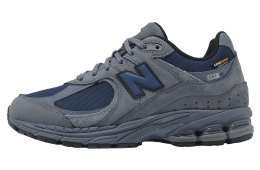 New Balance 2002R ネイビー　25.5 New Balance 2002r ネイビー スニーカー