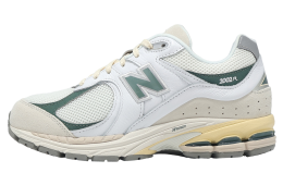 New Balance 2002R White / Green
