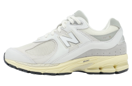 New Balance 2002R White / Grey