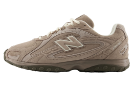 New Balance 204L Mushroom / Arid Stone