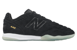 New Balance 442 Pro In LS V2 2E Wide Black / White