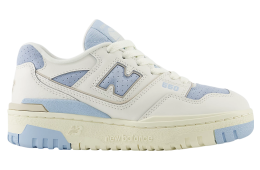 New Balance 550 GS Sea Salt / Light Chrome Blue