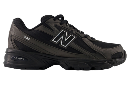 New Balance 740 Black