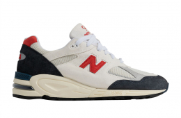 New Balance 990v2 Made in USA Sea Salt Navy