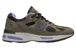 New Balance 991v2 Raven