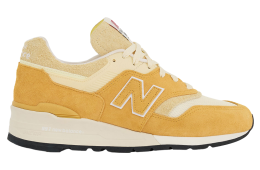 New Balance 997 Dried Apricot / Calcium