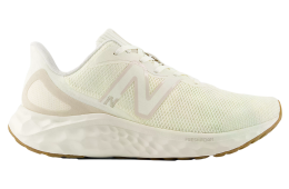 New Balance Fresh Foam Arishi v4 Angora / Timberwolf