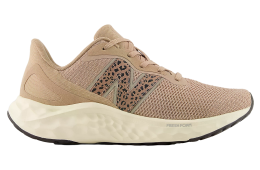 New Balance Fresh Foam Arishi v4 WMNS Flat Taupe / Black Cement