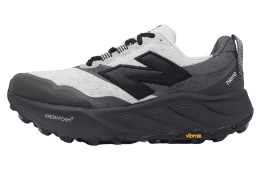 New Balance Fresh Foam X Hierro V9 2E Wide Black / White