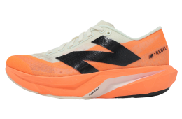 New Balance FuelCell Rebel V4 D Wide WMNS Hot Mango / Angora
