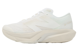 New Balance FuelCell Rebel V4 D Wide WMNS White / Beige