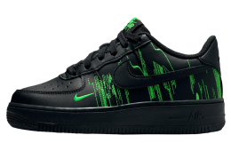 Nike Air Force 1 Low Black / Green Strike