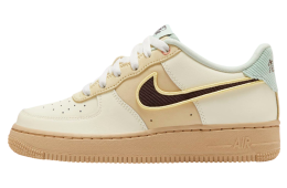 Nike Air Force 1 Low Coconut Milk / Baroque Brown
