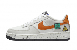 Nike Air Force 1 Low GS Light Bone Starfish Orange