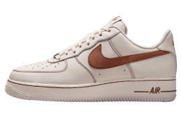 Nike Air Force 1 Low Ivory / Saddle Brown