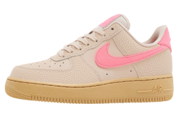 Nike Air Force 1 Low WMNS Particle Beige / Hyper Pink