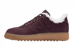 Nike Air Force 1 Premium Winter Burgundy