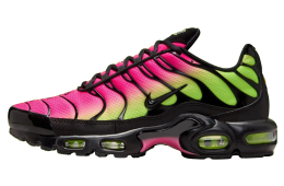 Nike Air Max Plus Black / Hyper Pink - Oct 2025 - DM0032-027