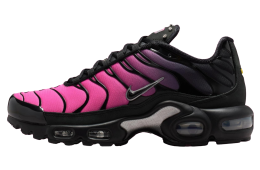 Nike Air Max Plus Black / Peony