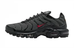 Nike Air Max Plus Black Red
