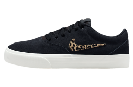 Nike Charge Suede SE WMNS Black / Sail