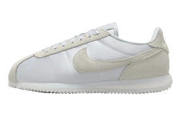 thumb iphone nike cortez glacier blue