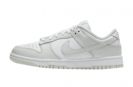 Nike Dunk Low WMNS Photon Dust