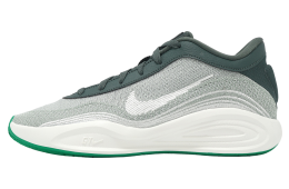 Nike G.T. Hustle Academy EP Vintage Green / Sail