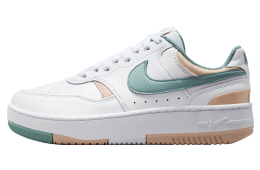 Nike Gamma Force WMNS Light Bone / Platinum Violet - Mar