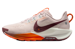 Nike Pegasus Trail 5 Silt Red / Hyper Crimson