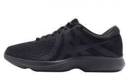 Nike Revolution 4 Black