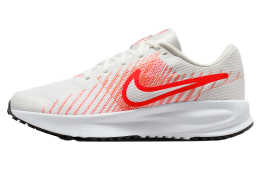 Nike Run Defy Summit White / Turf Orange