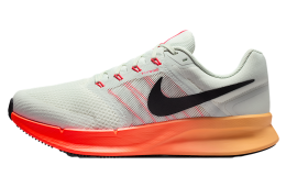 Nike Run Swift 3 Spruce Aura / Bright Crimson