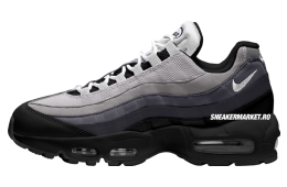 Nike SB Air Max 95 Black / White