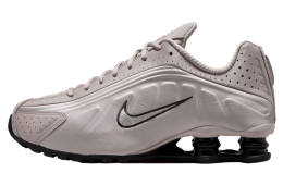 Nike Shox R4 College Grey / University Red